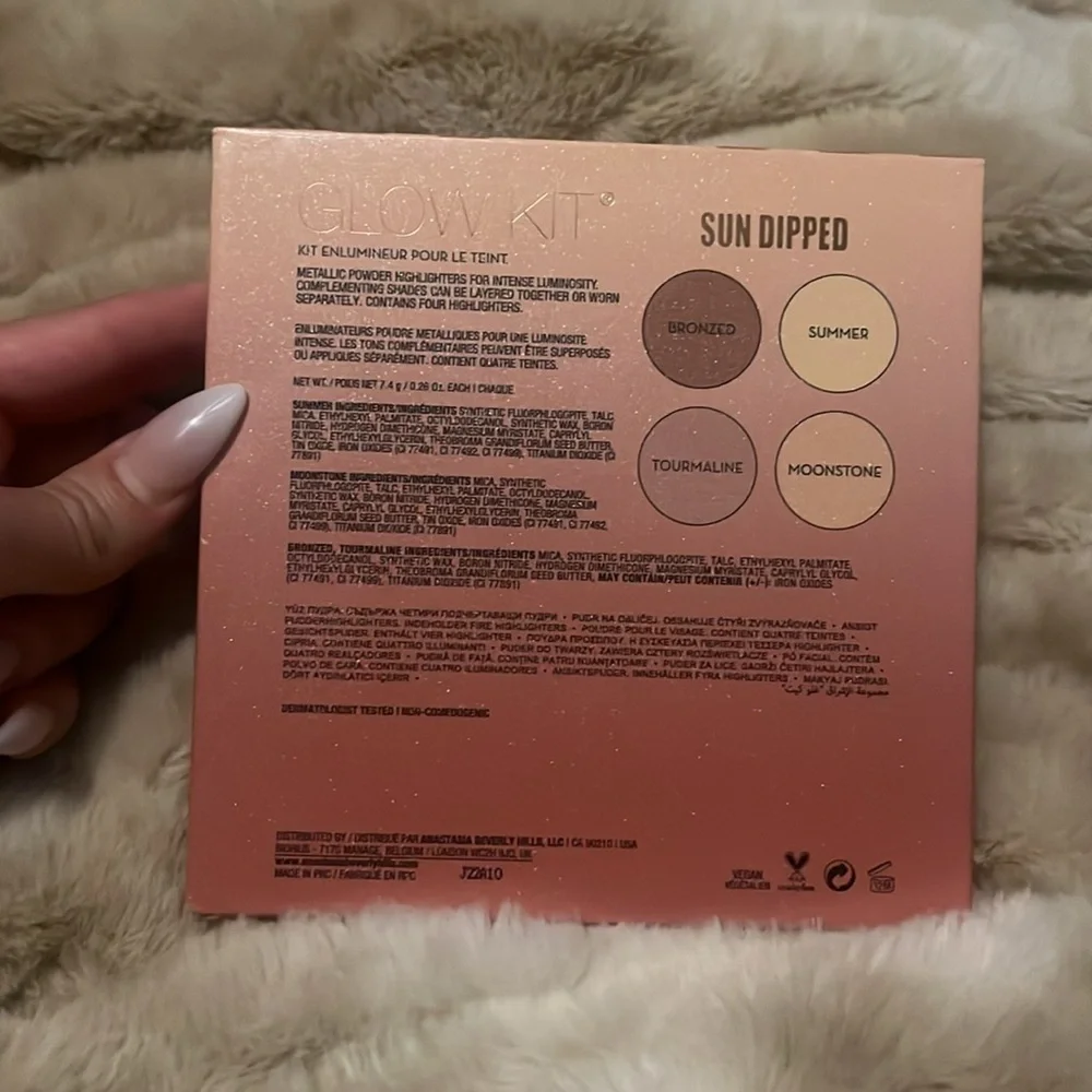 Anastasia Beverly Hills | Sun Dipped Glow Kit New never used Vegan makeup